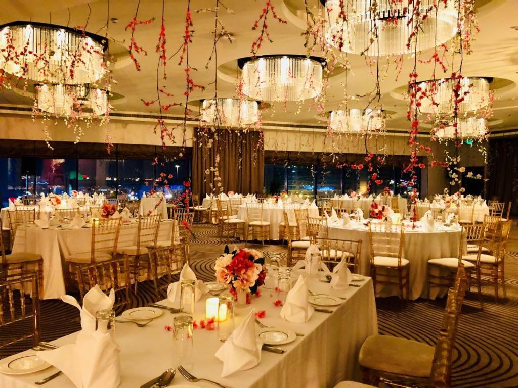 Ramee Grand Hotel And Spa Al Manamah Esterno foto The Riverbank Suite