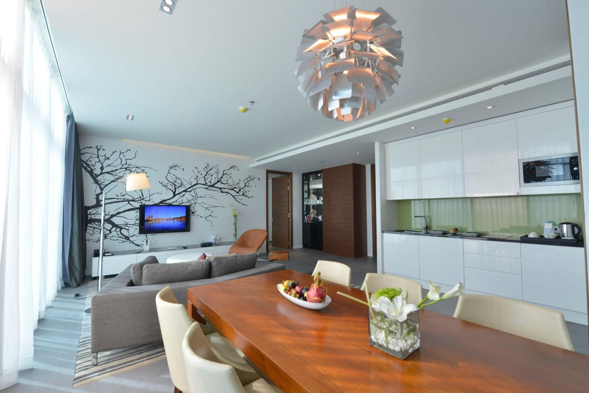 Ramee Grand Hotel And Spa Al Manamah Esterno foto A modern apartment in Warsaw, Poland