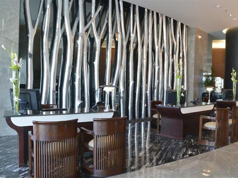 Ramee Grand Hotel And Spa Al Manamah Esterno foto The lobby of the hotel