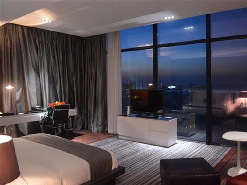 Ramee Grand Hotel And Spa Al Manamah Esterno foto A suite at the hotel